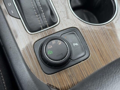 Used 2017  GMC Acadia 4d SUV AWD SLE-2 I4 at Paradise Motors near Lansing&comma; MI