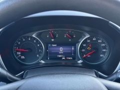 Used 2021  Chevrolet Equinox FWD 4dr LT w&sol;1LT at Paradise Motors near Lansing&comma; MI