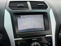 Used 2015  Ford Explorer 4d SUV 4WD Limited at Paradise Motors near Lansing&comma; MI