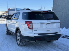 Used 2013  Ford Explorer 4d SUV 4WD Limited at Paradise Motors near Lansing&comma; MI
