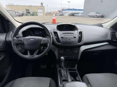 Used 2017  Ford Escape 4d SUV 4WD SE at Paradise Motors near Lansing&comma; MI