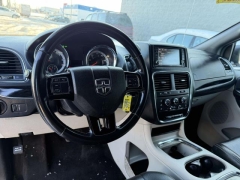 Used 2019  Dodge Grand Caravan 4d Wagon SXT at Paradise Motors near Lansing&comma; MI