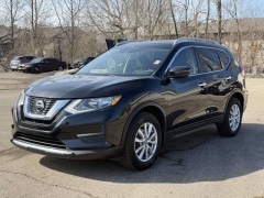 Used 2020  Nissan Rogue 4d SUV FWD SV at Paradise Motors near Lansing&comma; MI