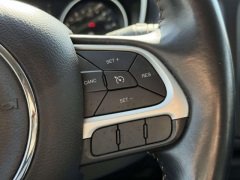 Used 2018  Jeep Compass 4d SUV 4WD Latitude at Paradise Motors near Lansing&comma; MI