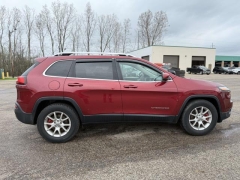 Used 2017  Jeep Cherokee 4d SUV FWD Limited V6 at Paradise Motors near Lansing&comma; MI