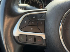 Used 2018  Jeep Compass 4d SUV 4WD Latitude at Paradise Motors near Lansing&comma; MI
