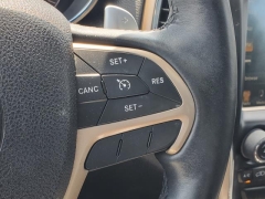 Used 2015  Jeep Grand Cherokee 4d SUV 4WD Limited at Paradise Motors near Lansing&comma; MI