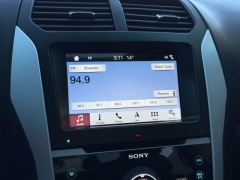 Used 2013  Ford Explorer 4d SUV 4WD Limited at Paradise Motors near Lansing&comma; MI