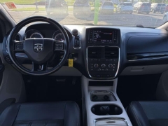 Used 2019  Dodge Grand Caravan 4d Wagon SXT at Paradise Motors near Lansing&comma; MI