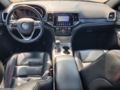 Used 2019  Jeep Grand Cherokee 4d SUV 4WD Limited V6 at Paradise Motors near Lansing&comma; MI
