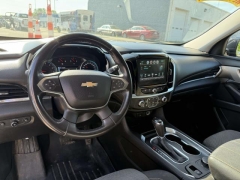 Used 2018  Chevrolet Traverse 4d SUV FWD LT Cloth w&sol;1LT at Paradise Motors near Lansing&comma; MI