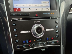 Used 2017  Ford Explorer 4d SUV 4WD Limited at Paradise Motors near Lansing&comma; MI