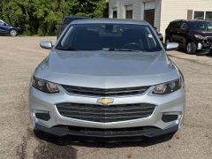 Used 2018  Chevrolet Malibu 4d Sedan LT at Paradise Motors near Lansing&comma; MI