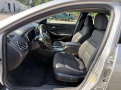 Used 2018  Chevrolet Malibu 4d Sedan LT at Paradise Motors near Lansing&comma; MI