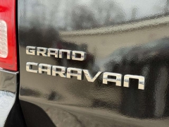 Used 2017  Dodge Grand Caravan 4d Wagon SE at Paradise Motors near Lansing&comma; MI