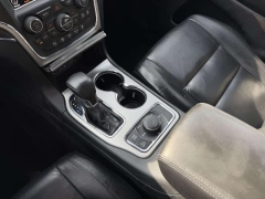 Used 2018  Jeep Grand Cherokee 4d SUV 4WD Limited V6 at Paradise Motors near Lansing&comma; MI