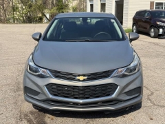 Used 2018  Chevrolet Cruze 4d Sedan LT Auto at Paradise Motors near Lansing&comma; MI