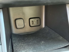 Used 2017  GMC Acadia 4d SUV AWD SLT-2 at Paradise Motors near Lansing, MI