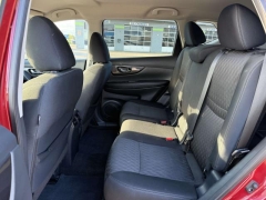 Used 2019  Nissan Rogue 4d SUV AWD SV at Paradise Motors near Lansing&comma; MI