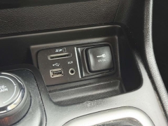 Used 2017  Jeep Cherokee 4d SUV 4WD Sport I4 Altitude at Paradise Motors near Lansing&comma; MI