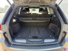 Used 2015  Jeep Grand Cherokee 4d SUV 4WD Limited at Paradise Motors near Lansing&comma; MI