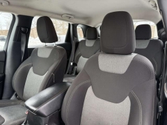 Used 2017  Jeep Cherokee 4d SUV 4WD Sport I4 at Paradise Motors near Lansing&comma; MI