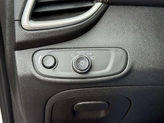 Used 2018  Chevrolet Trax 4d SUV FWD LT at Paradise Motors near Lansing&comma; MI