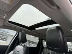 Used 2019  Jeep Cherokee 4d SUV 4WD Trailhawk 3&period;2L at Paradise Motors near Lansing&comma; MI
