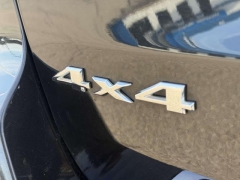Used 2015  Jeep Grand Cherokee 4d SUV 4WD Limited at Paradise Motors near Lansing&comma; MI