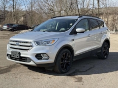 Used 2018  Ford Escape 4d SUV FWD SEL at Paradise Motors near Lansing&comma; MI