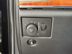 Used 2011  Jeep Grand Cherokee 4d SUV 4WD Overland at Paradise Motors near Lansing&comma; MI