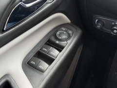 Used 2018  Chevrolet Equinox 4d SUV FWD LS at Paradise Motors near Lansing&comma; MI