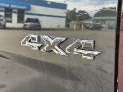 Used 2016  Ram 1500 4WD Quad Cab Tradesman at Paradise Motors near Lansing&comma; MI