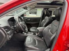 Used 2019  Jeep Cherokee 4d SUV 4WD Trailhawk 3&period;2L at Paradise Motors near Lansing&comma; MI