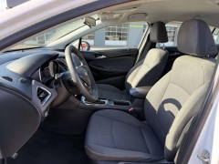 Used 2019  Chevrolet Cruze 4d Sedan LT at Paradise Motors near Lansing&comma; MI