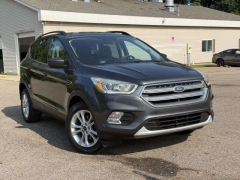  2017 Ford Escape 4d SUV FWD SE at Paradise Motors near Lansing&comma; MI