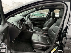 Used 2017  Chevrolet Cruze 4d Sedan Premier at Paradise Motors near Lansing&comma; MI