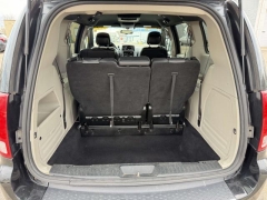 Used 2017  Dodge Grand Caravan 4d Wagon SE at Paradise Motors near Lansing&comma; MI