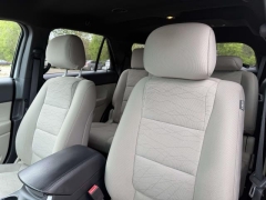 Used 2013  Ford Explorer 4d SUV FWD at Paradise Motors near Lansing&comma; MI