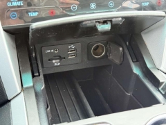 Used 2015  Ford Explorer 4d SUV 4WD Limited at Paradise Motors near Lansing&comma; MI