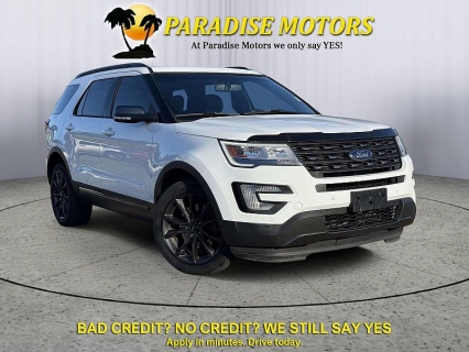 Used 2017 Ford Explorer 4d SUV 4WD XLT at Paradise Motors near Lansing, MI