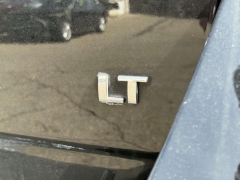 Used 2017  Chevrolet Equinox 4d SUV FWD LT at Paradise Motors near Lansing&comma; MI