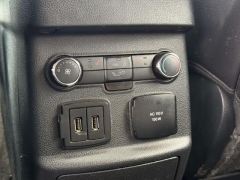 Used 2017  Ford Explorer 4d SUV 4WD Limited at Paradise Motors near Lansing&comma; MI