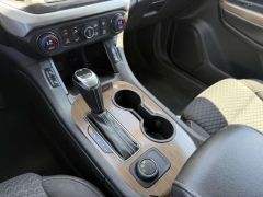 Used 2017 GMC Acadia 4d SUV AWD SLE-2 V6 at Paradise Motors near Lansing, MI