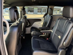Used 2019  Dodge Grand Caravan 4d Wagon SXT at Paradise Motors near Lansing&comma; MI
