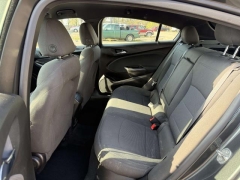 Used 2019  Chevrolet Cruze 4d Hatchback LT at Paradise Motors near Lansing&comma; MI