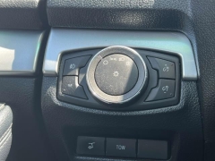 Used 2017 Ford Explorer 4d SUV 4WD XLT at Paradise Motors near Lansing, MI