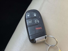 Used 2015  Jeep Grand Cherokee 4d SUV 4WD Limited at Paradise Motors near Lansing&comma; MI