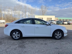 Used 2016  Chevrolet Cruze Limited 4d Sedan LT w/2LT at Paradise Motors near Lansing, MI