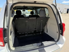 Used 2019 Dodge Grand Caravan 4d Wagon SXT at Paradise Motors near Lansing, MI
